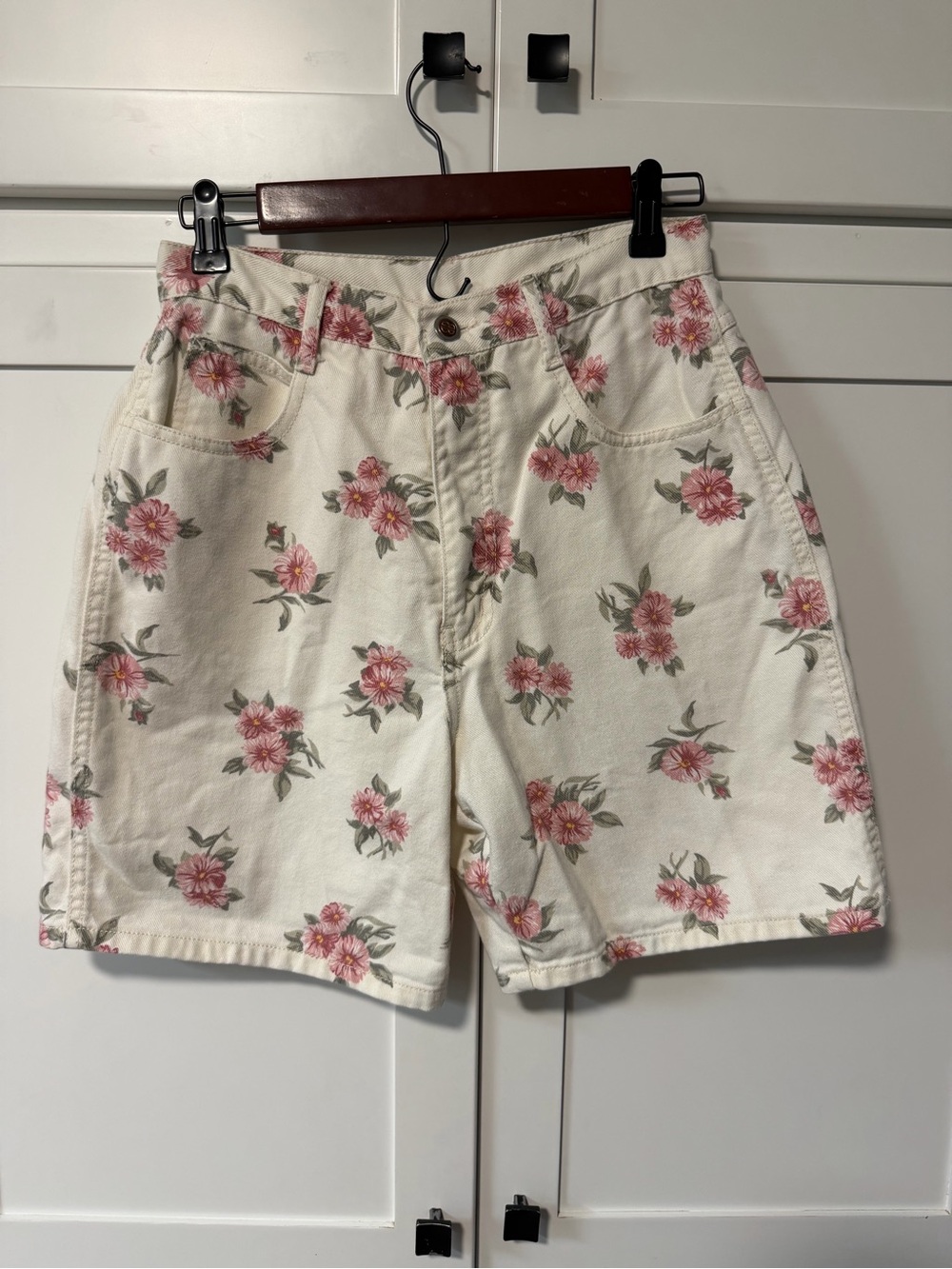 bill blass Cotton Denim Cream Shorts with Pink Floral Print